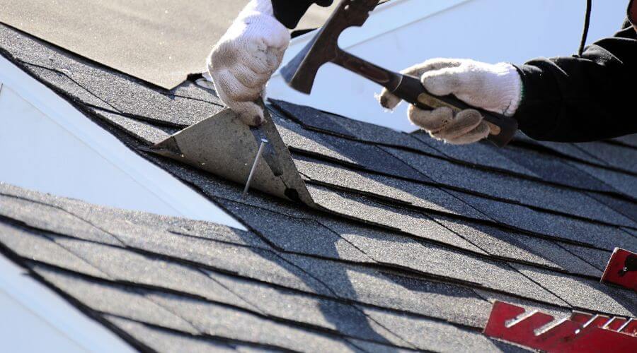 Professional residential roofers in Roscommon, MI